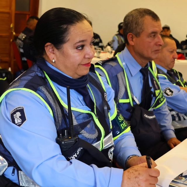 ¡Buenas noticias para la movilidad sostenible en Pasto! 🚗💨🍃
Nos reunimos con la. Secretaria de Tránsito y Transporte Municipal de Pasto @pastotransito para ratificar un gran beneficio: ¡los vehículos convertidos a GLP están EXENTOS de pico y placa! 🛑🚫
Menos emisiones, más ahorro y total libertad para moverte por la ciudad. 🤝✨
¿Listo para hacer el cambio? Dale "Me gusta", comparte esta info con tus amigos y comunícate con nosotros:

📱 #876
🟢 WhatsApp: 3222222323

#Montagas #AutoGLP #PicoYPlaca #MovilidadSostenible